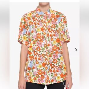Women’s Disney Winnie The Pooh Floral Woven Button-Up